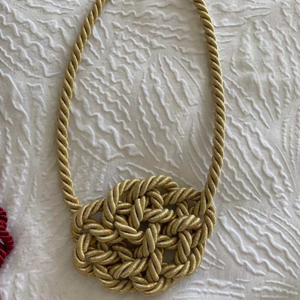 CORDED INFINITY CELTIC KNOT NECKLACE - GOLD -